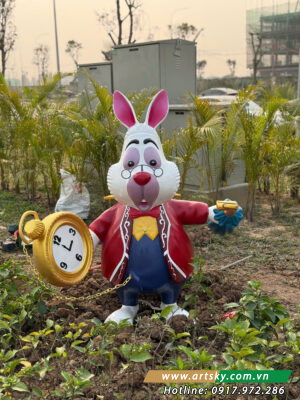 Linh vật Thỏ Béo dí dỏm với tạo hình nổi bật bằng composite